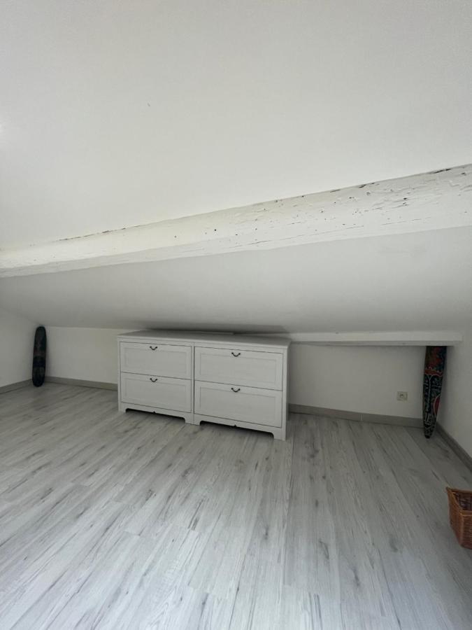 Appartement Climatise Centre-Ville De Narbonne Dans Comble 4 Couchages ภายนอก รูปภาพ