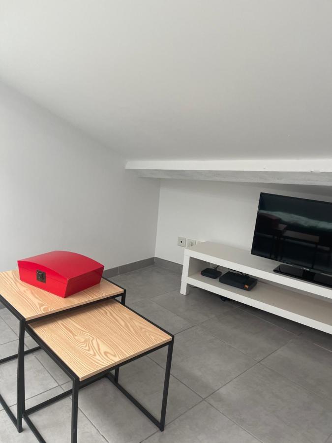 Appartement Climatise Centre-Ville De Narbonne Dans Comble 4 Couchages ภายนอก รูปภาพ